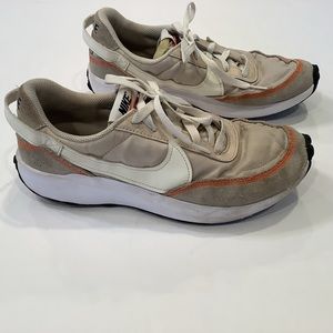 Nike Waffle Sneakers Size 9 Mens Light Orewood Brown Sail DH522-100